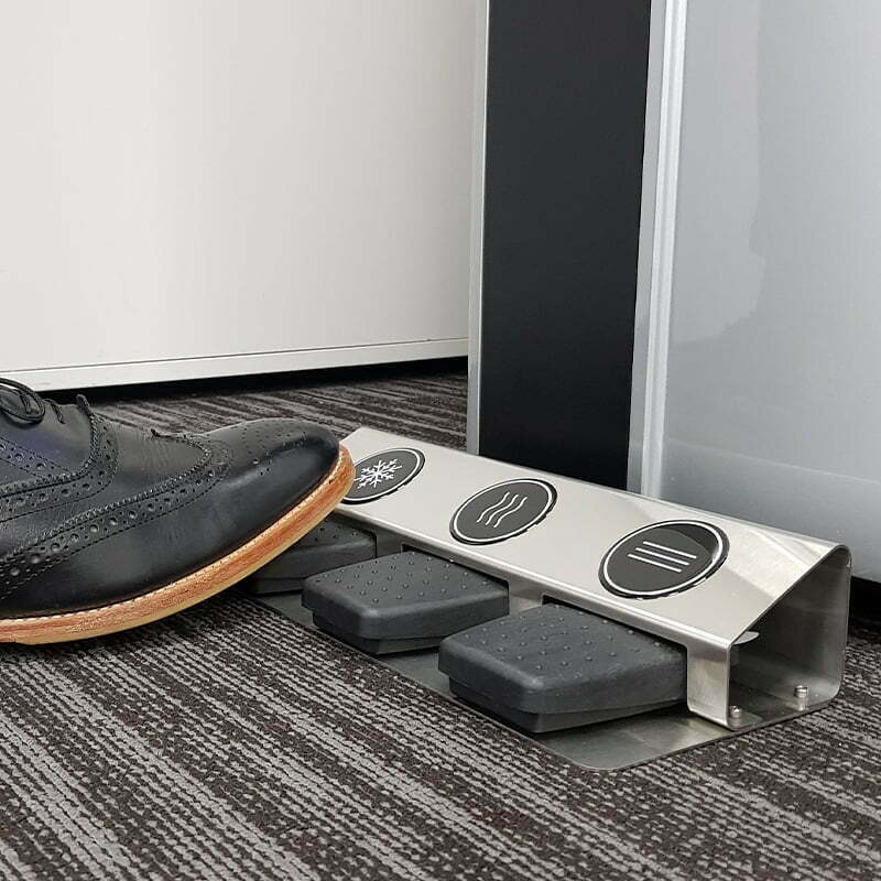 FootPedals-Photo1